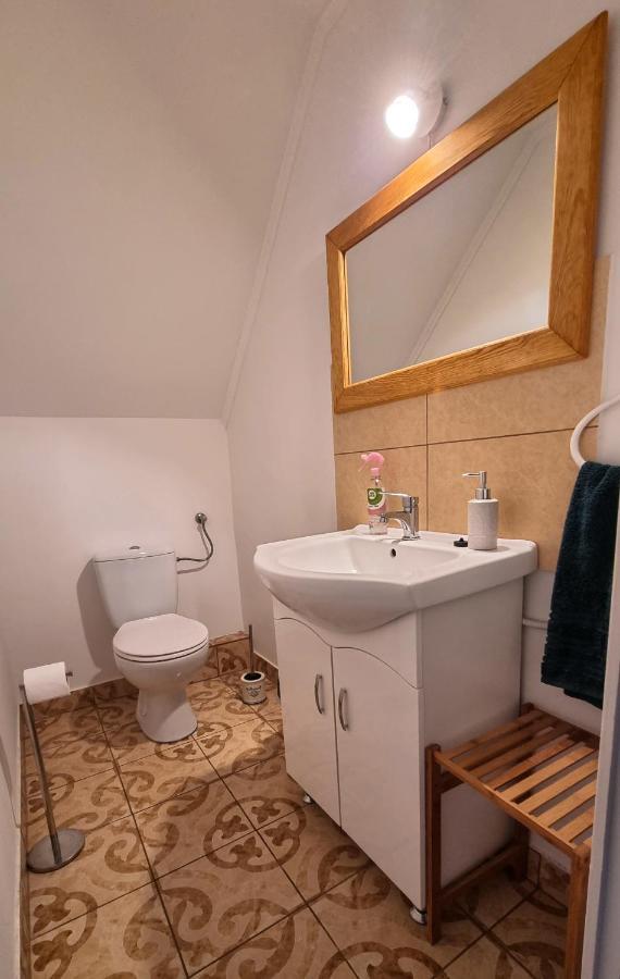 קסזטלי White Apartment מראה חיצוני תמונה
